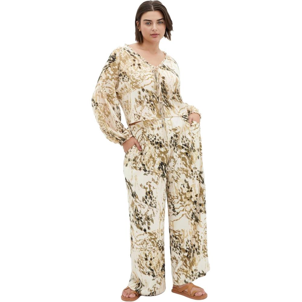 image:imageCity Chic Womens Plus Size Top CorinaSkin