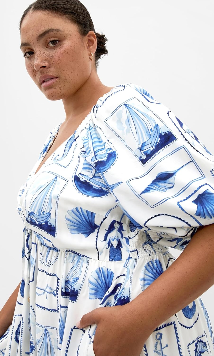 image:imageCity Chic Plus Size Dress Giselle Amalfi V Neck MiniAmalfi Postcard