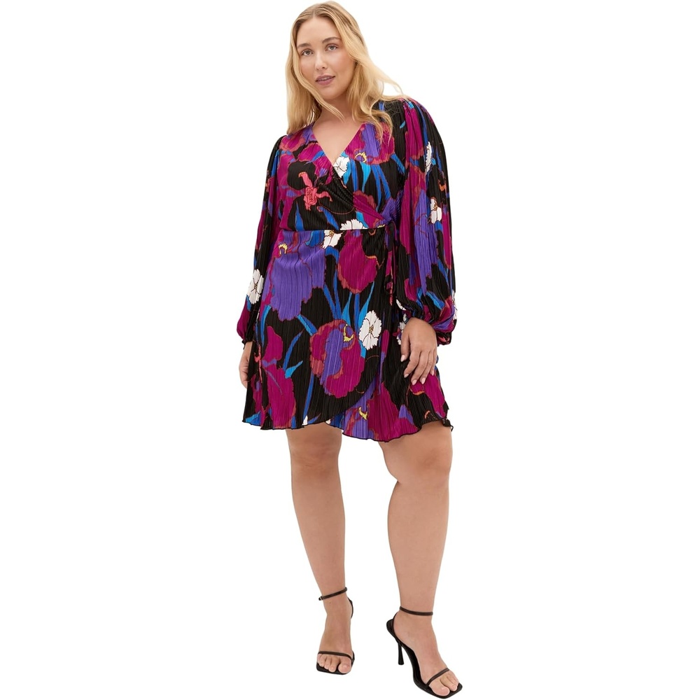 image:imageCity Chic Plus Size Dress Kira Etched Print Wrap MiniWild Flower