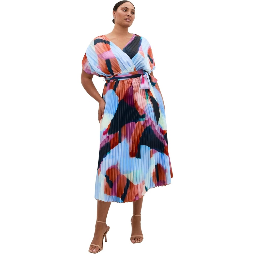 image:imageCity Chic Plus Size Dress  Hailey Aspect Print Pleat Maxi
