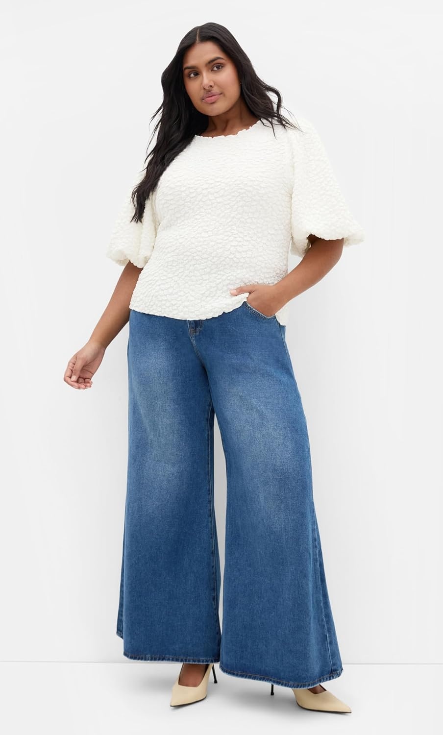 image:imageCity Chic Plus Size Top Chrissie Balloon SleeveIvory