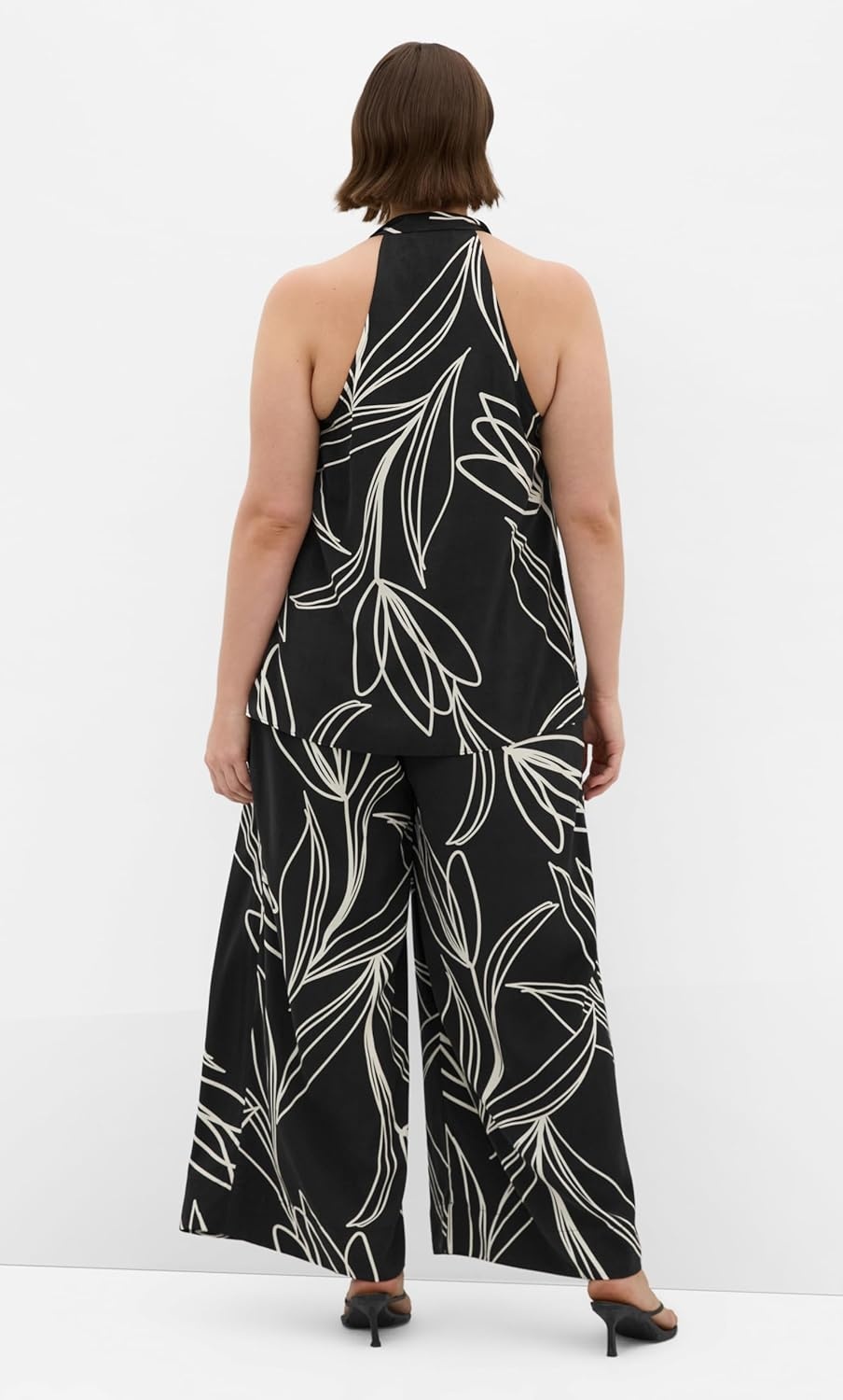 image:imageCity Chic Plus Size Top Shania Bloom Print Cowl NeckBlack Bloom