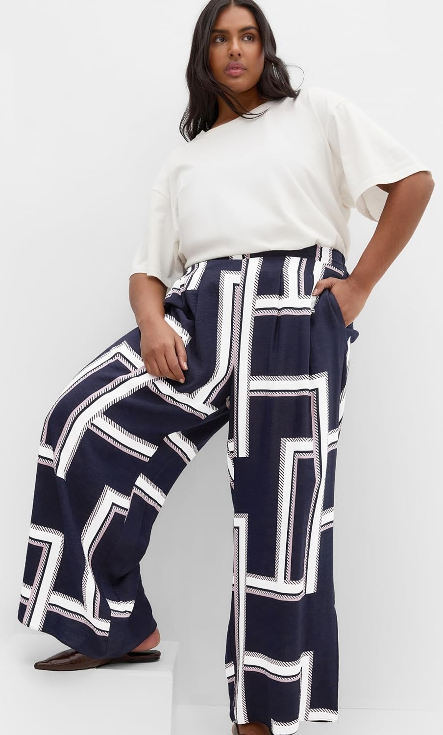 image:imageCity Chic Womens Plus Size Pants Kinsley Print Wide LegSleek Stripes